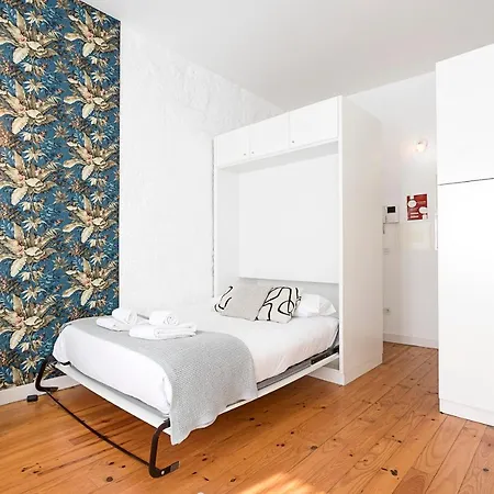 Lovelystay - Cativo Studio Downtown By Metro Station Appartement